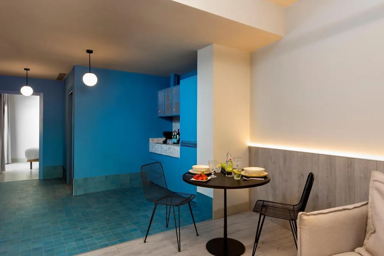 Coeo Apart-Hotel Parras Malaga 0*,