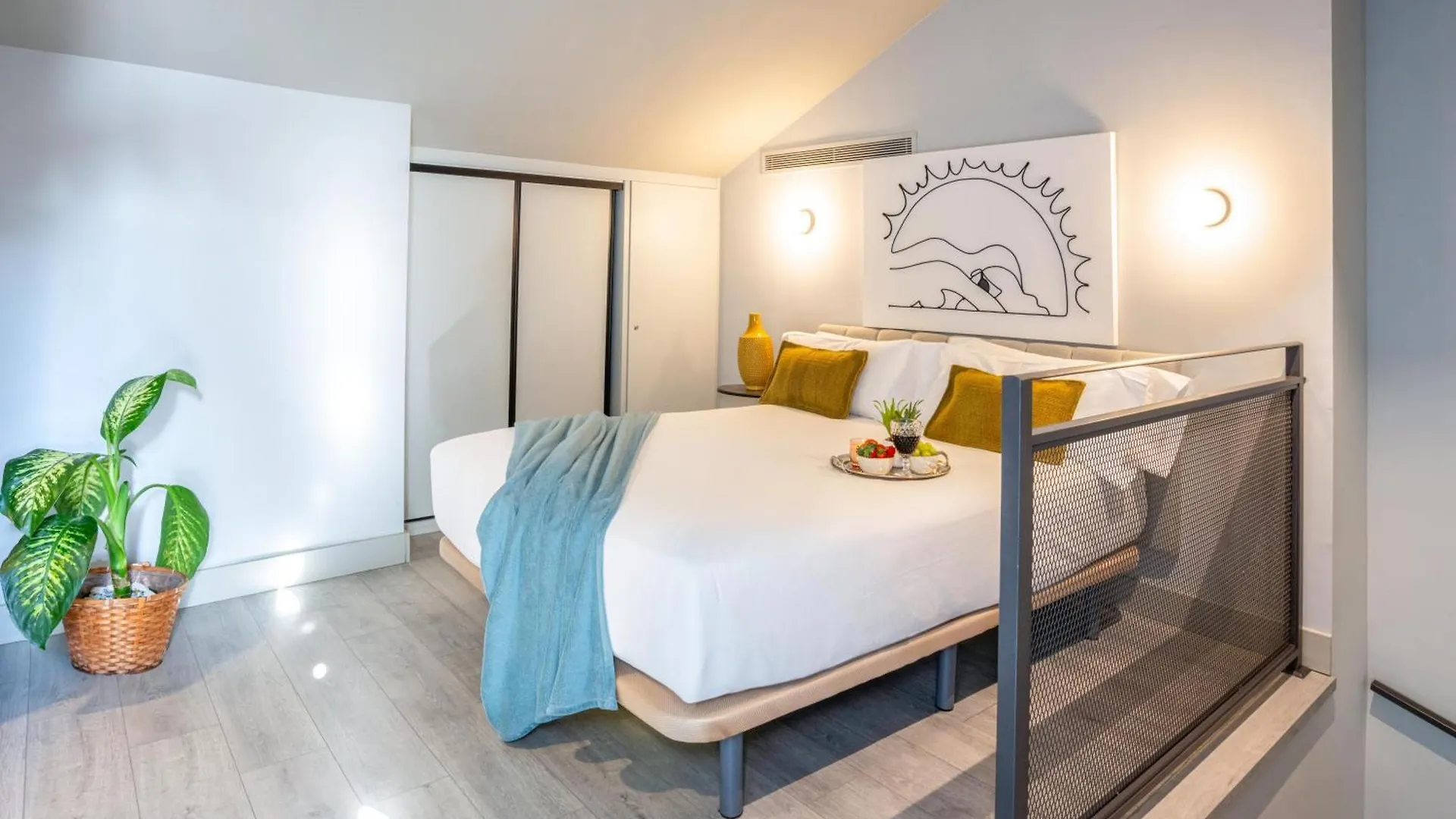 Apartment Coeo Apart-Hotel Parras Malaga Spain